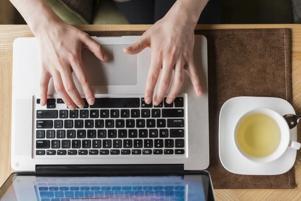 Plugin traductor WordPress: elige la mejor opción para un sitio multilingüe funcional y optimizado. ¡Conecta con audiencias de todo el mundo!