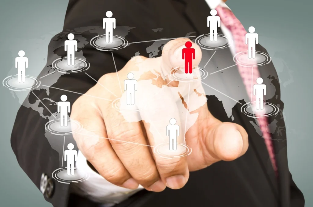 Maximiza la productividad de tu empresa con el outsourcing o externalización. Esta guía esencial te ayudará a tomar decisiones estratégicas y exitosas.