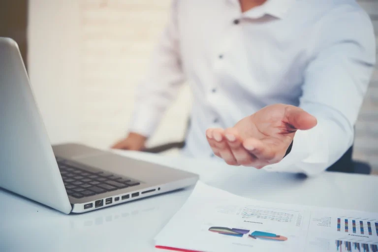 Potencia tu empresa con los beneficios del outsourcing administrativo. Libera a tu equipo para tareas clave y asegura operaciones más ágiles.